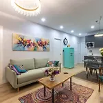 Acogedor Con Estilo Unico Junto Centro Azkuna