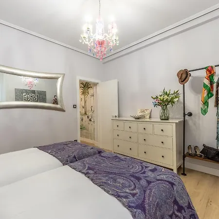 Acogedor Con Estilo Unico Junto Centro Azkuna *